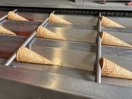 Macchina automatica completa del cono gelato con gli accessori elettrici di Schneider 2500pcs/h
