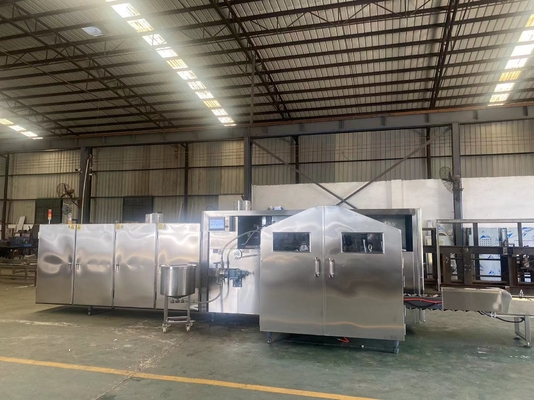 Un buon prezzo. macchina bollente del cono gelato di 8kg/H GPL 380V 3.37Kw per la fabbrica dello spuntino in linea