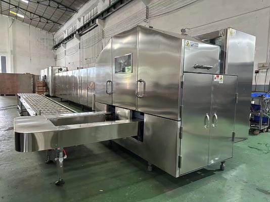 Un buon prezzo. Macchina automatica per la fabbricazione di mini cono di zucchero per il riempimento di cioccolato - progettata per l'industria alimentare in linea