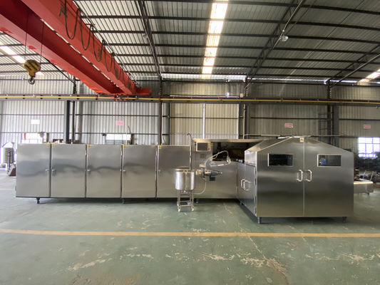 Un buon prezzo. Linea di produzione commerciale del cono gelato di 3800pcs/H 3.37kw in linea