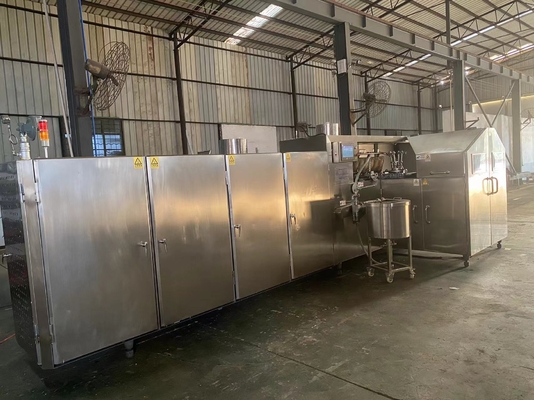 Un buon prezzo. Cono gelato automatico che fa macchina con il regolatore dello SpA di Schneider in linea