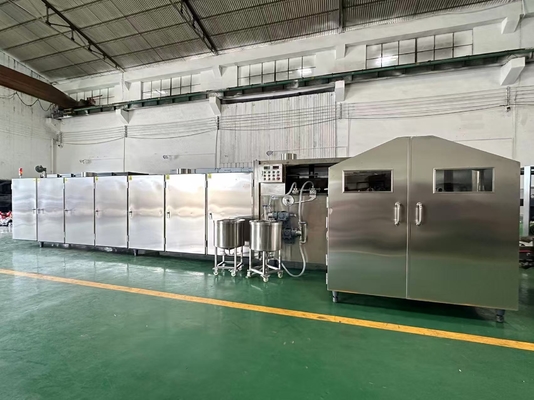 Un buon prezzo. Linea di produzione standard 110mm-115mm di coni di zucchero, coni a due colori, potenza della macchina di 6000 pezzi all'ora, controllo automatico completo da SIEMENS/DELTA PLC System in linea
