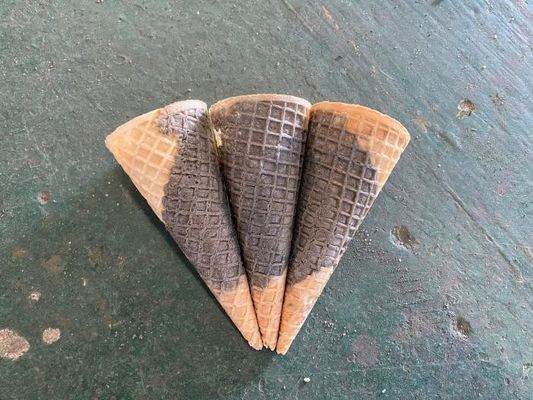 Un buon prezzo. Due cono della cialda di colore 135mm 7kg/H che fa macchina in linea